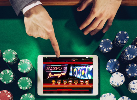 Discover the Royal Experience at Queen Casino